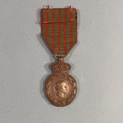 MEDAILLE DE STE HELENE NAPOLEON Ier 1821 A SES COMPAGNONS DE GLOIRE SOUVENIR DES CAMPAGNES DU PREMIER EMPIRE
